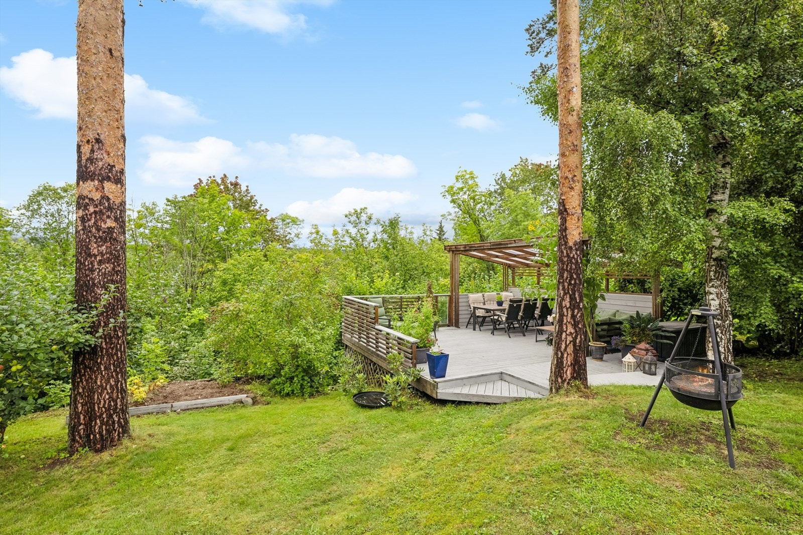 Hagen innbyr til aktivitet og hygge for hele familien. Galleribilde