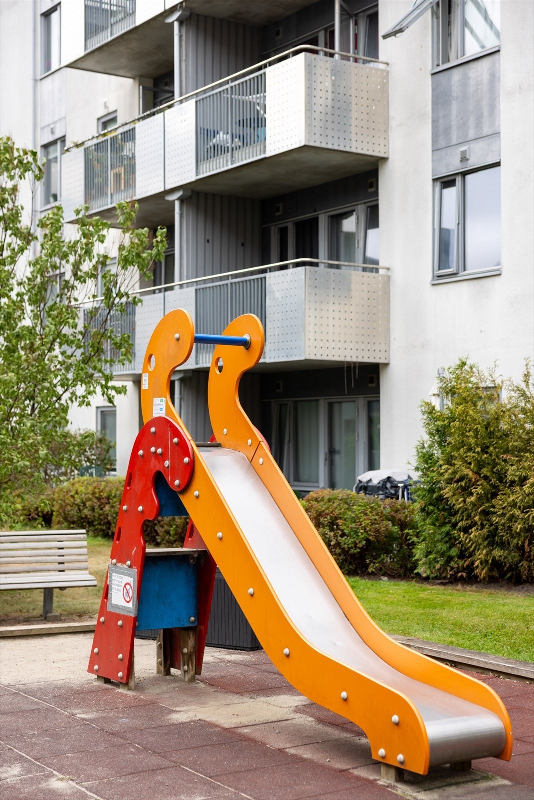 Boligen ligger i det populære sameiet Ringnes Park Øst. Galleribilde