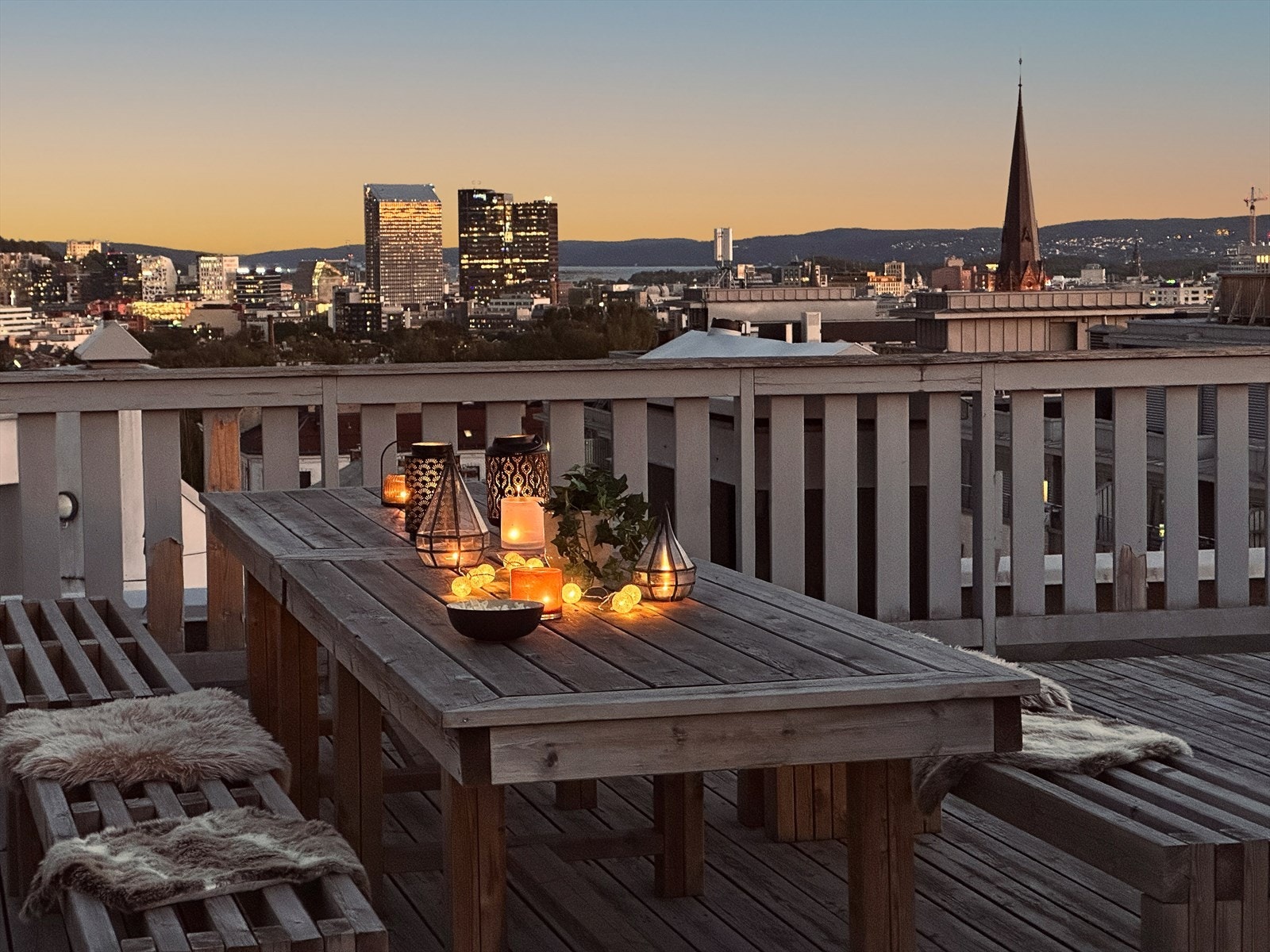 Felles takterrasse med fantastisk utsikt. Galleribilde