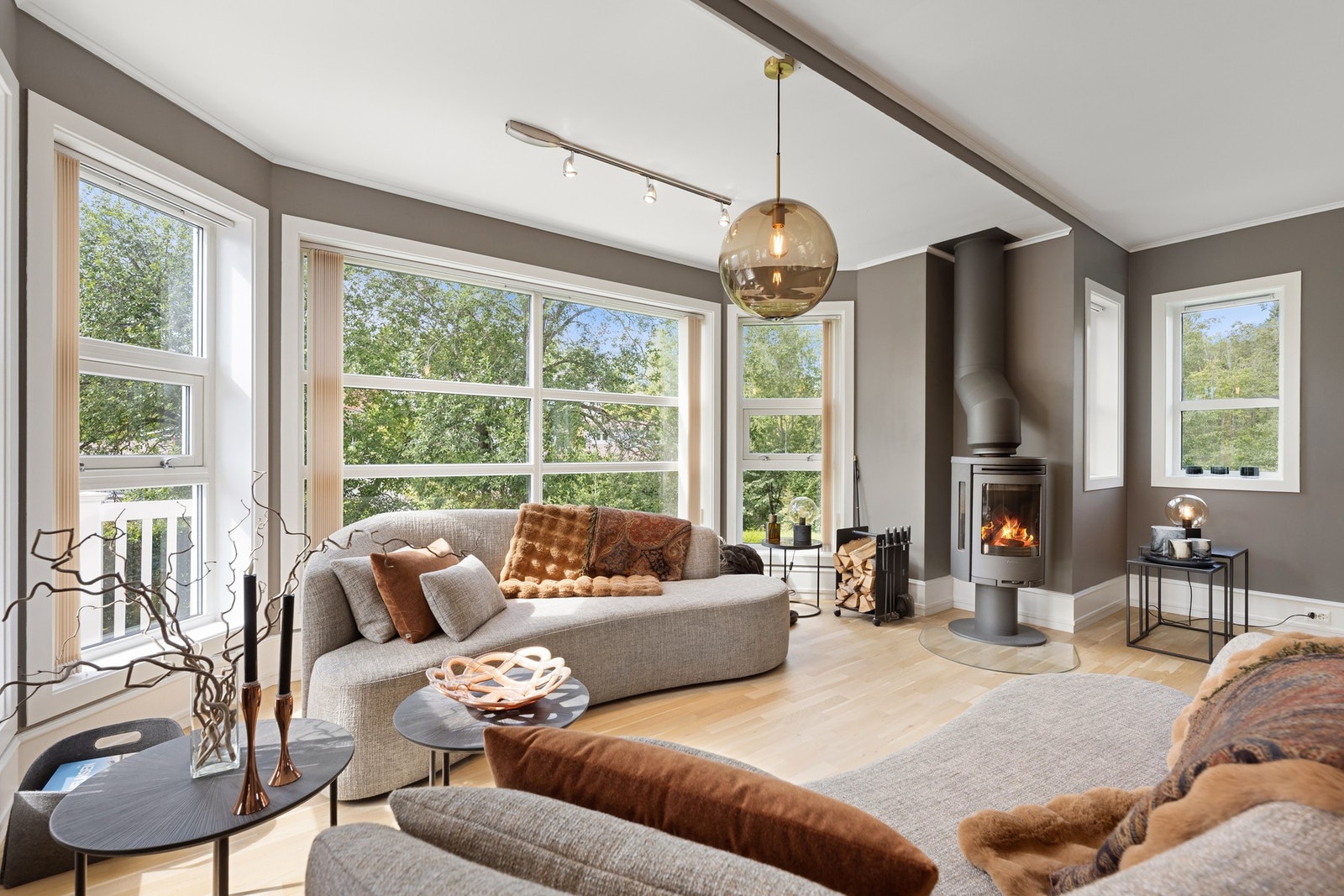 Effektiv peisovn + 2 nye varmepumper (2025) Galleribilde