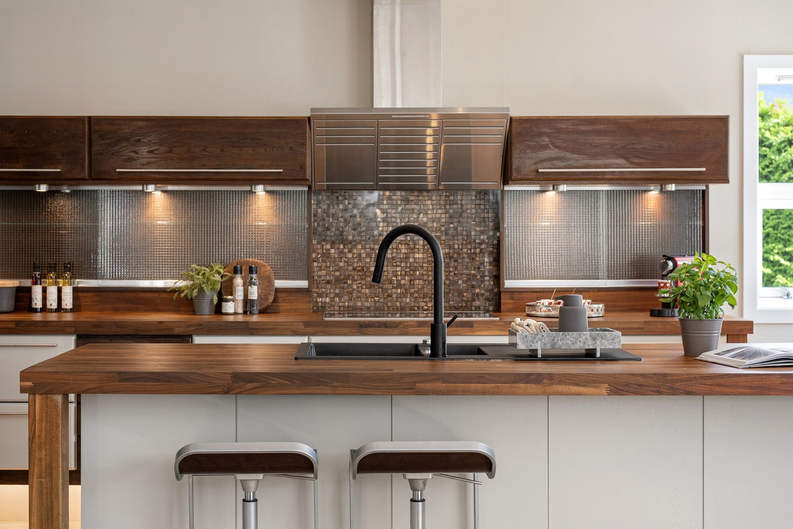 Integrerte hvitevarer fra Miele + nytt Siemens kjøleskap med fryser Galleribilde