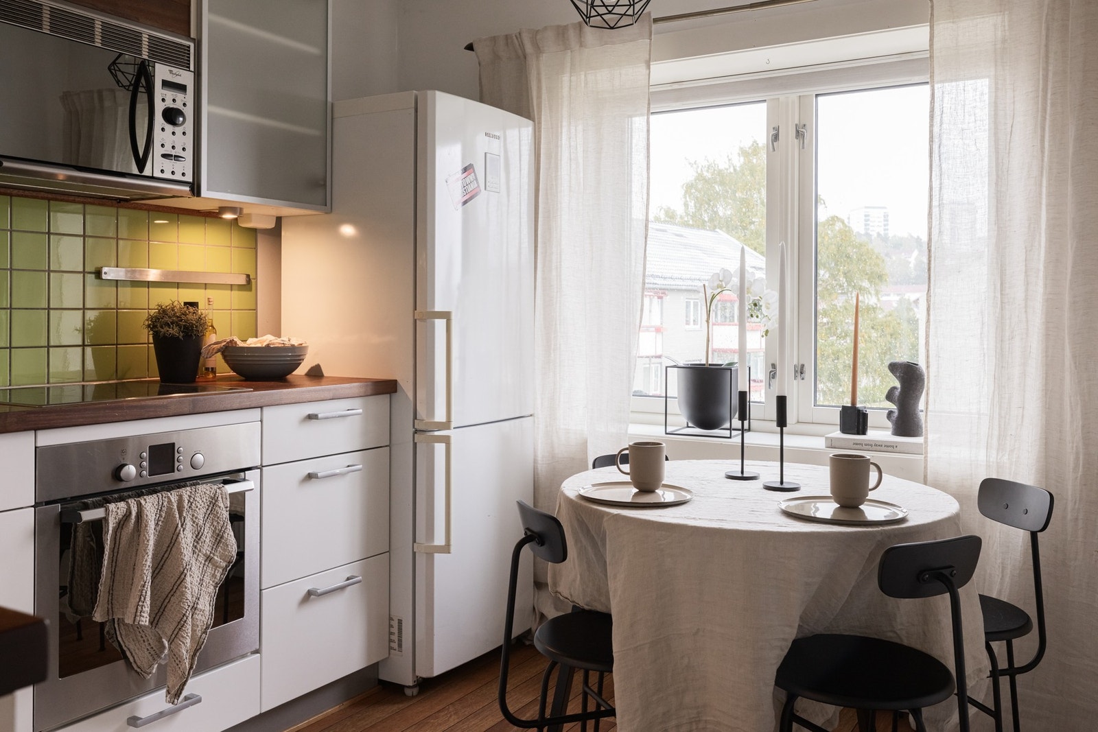 Plissegardiner gir en stilren sol- og lysavskjerming. Galleribilde