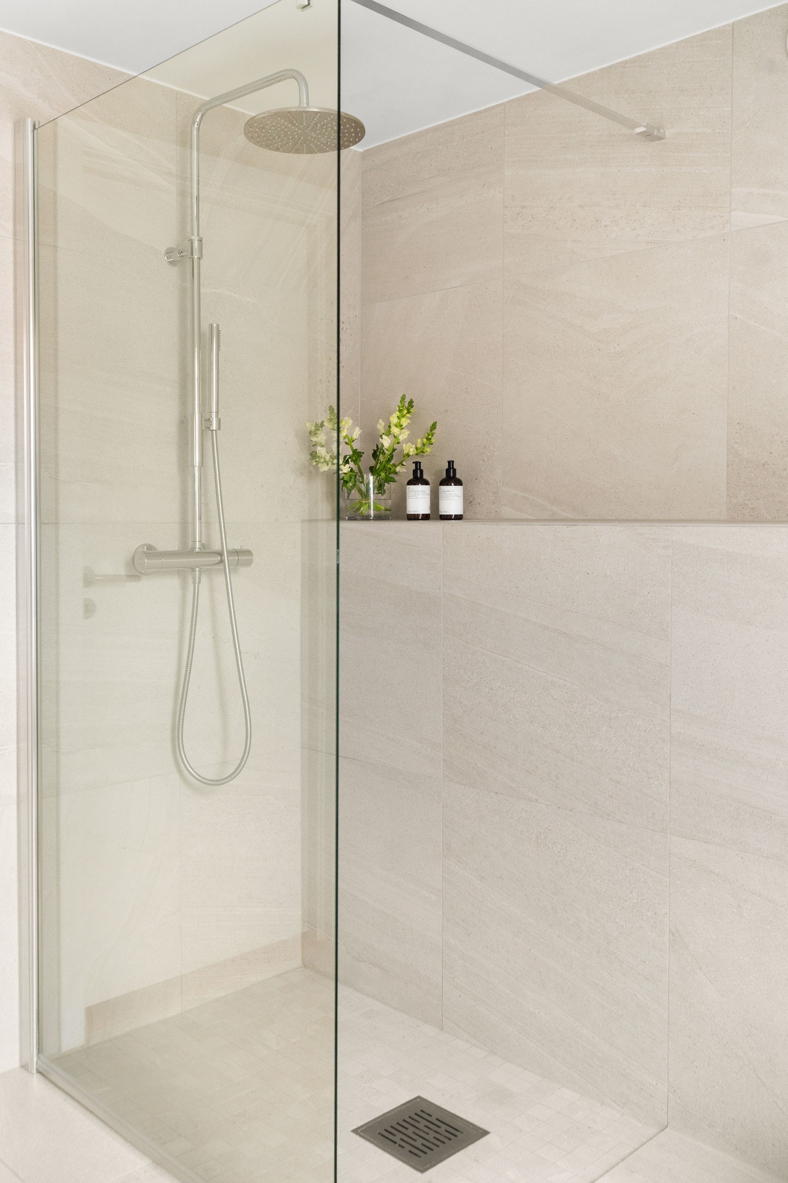 Badet ble grundig oppusset av Søstrene Amundsen Rørleggerbedrift AS (Bademiljø) i 2021. Galleribilde