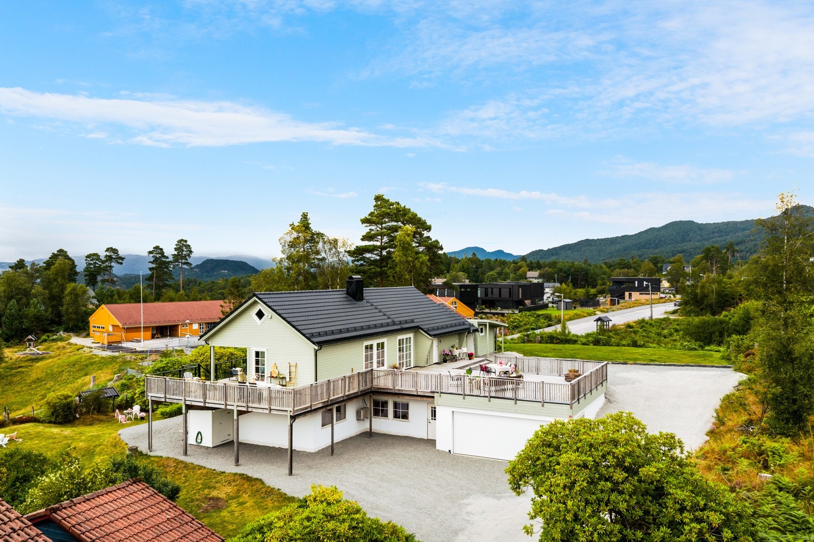 Mesteparten av boligen er totalrenovert i 2020/21 Galleribilde