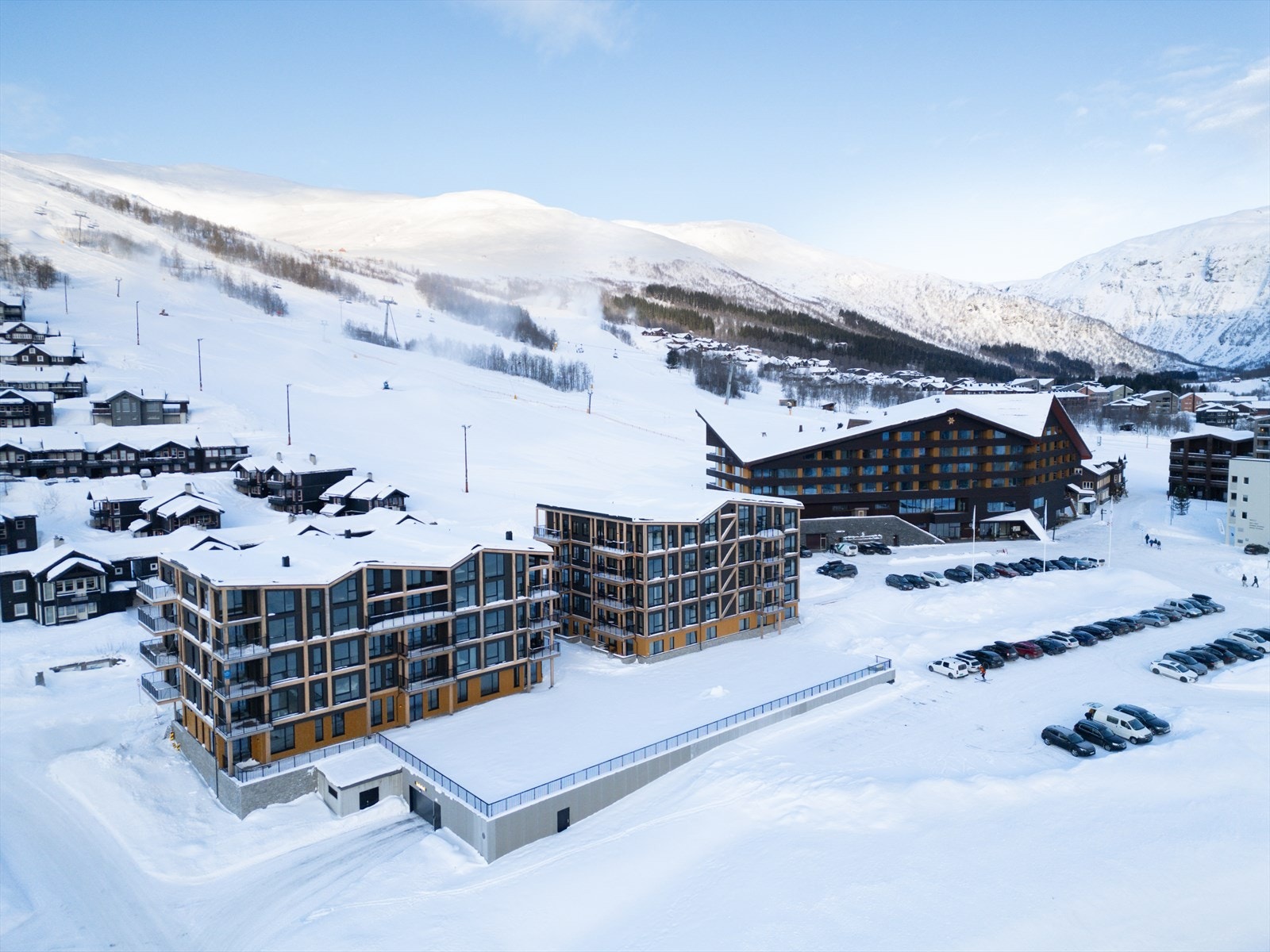 Sendo ligger så sentralt i Myrkdalen som en kan komme med ski inn - ski ut og alt Myrkdalen har å by på rett utenfor døren! Galleribilde