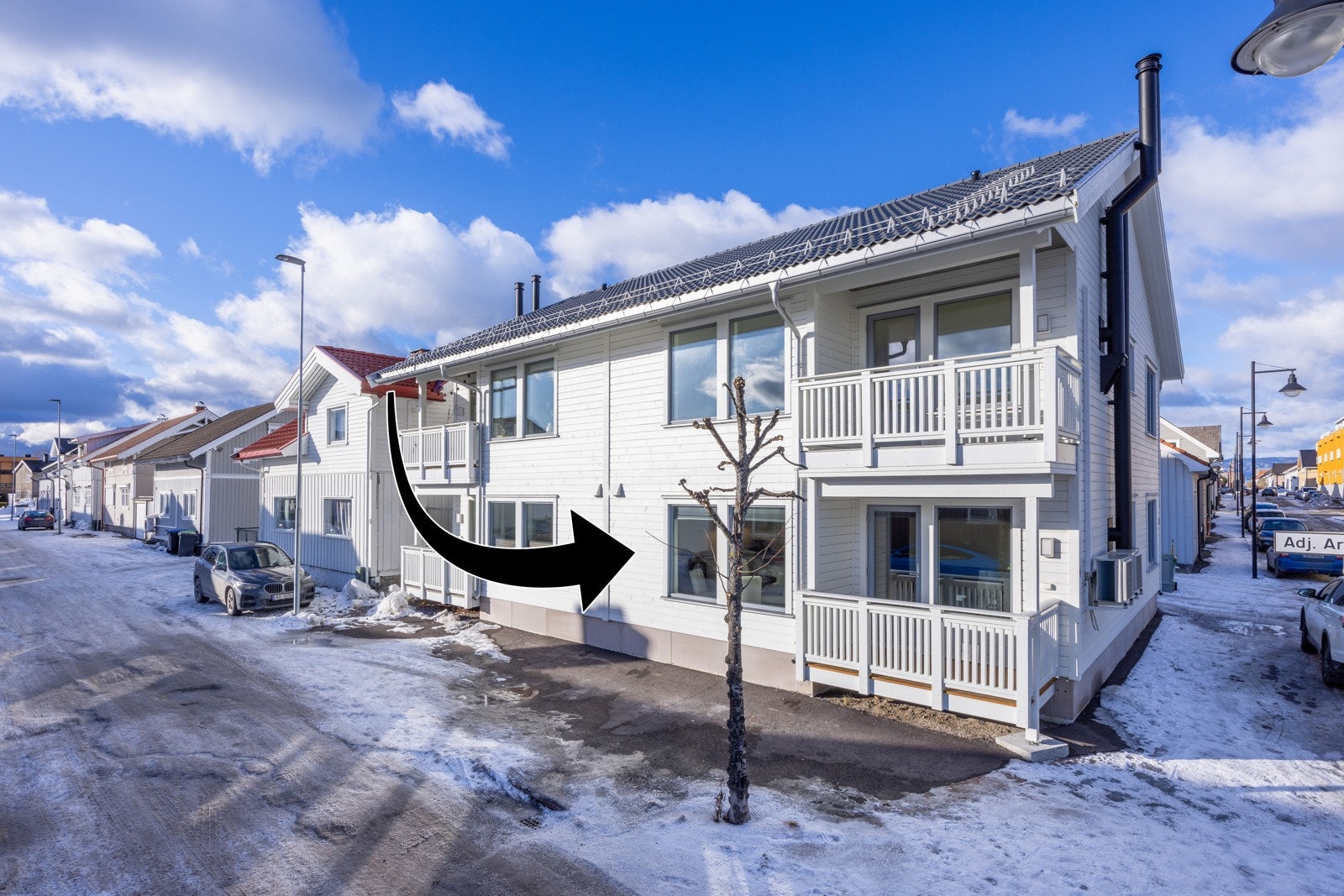 Boligen har en attraktiv beliggenhet i nordre bydel av Skien sentrum, med gangavstand til alt man kunne trenge! Galleribilde