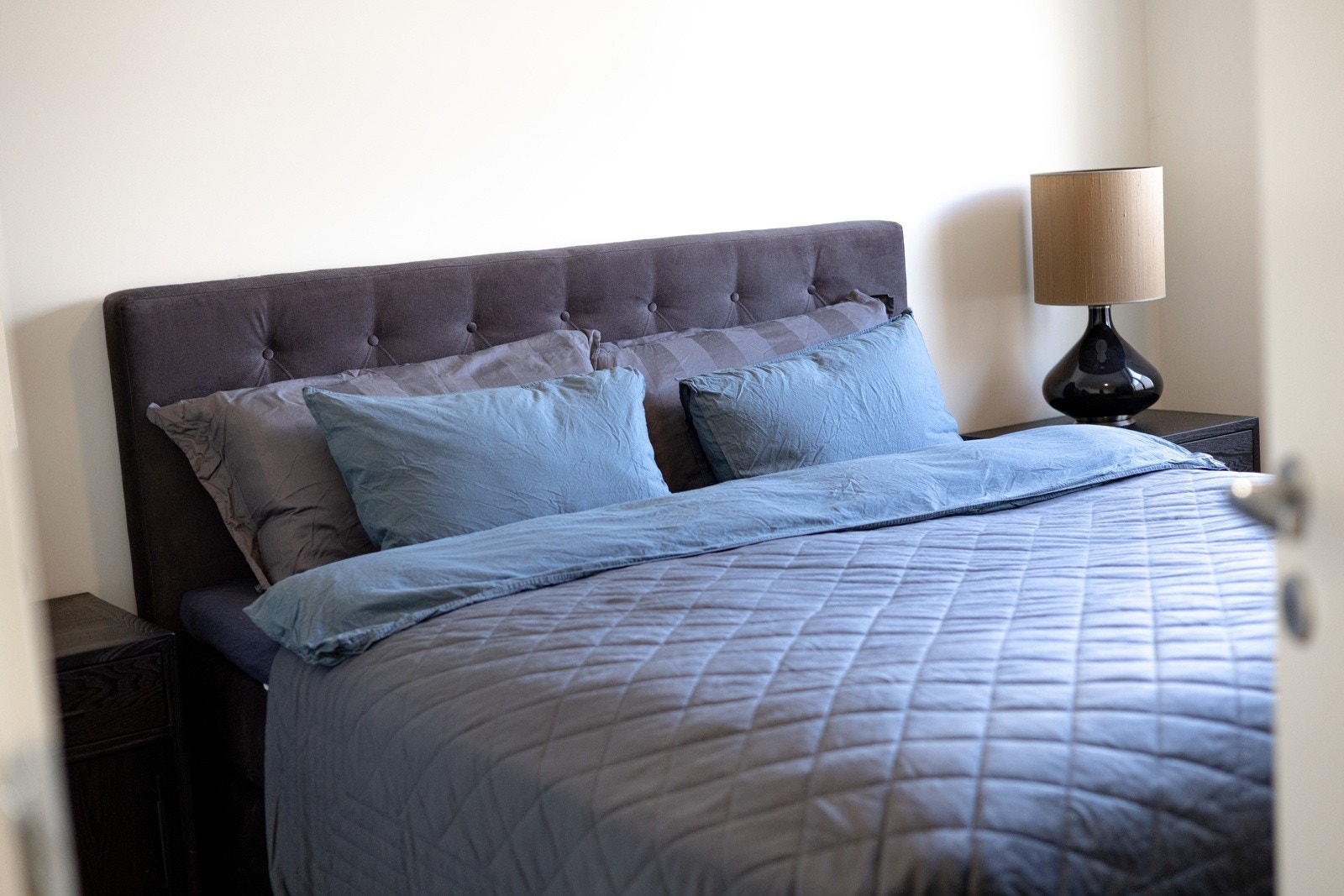 Soverom 1/ hovedsoverom Galleribilde