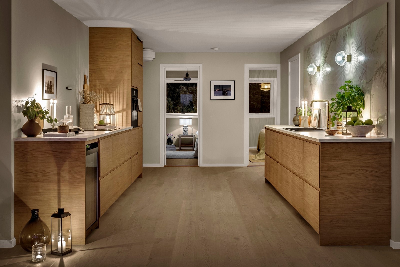 Leiligheten byr på tre gode soverom, hvor alle vender mot rolige, idylliske omgivelser. Galleribilde