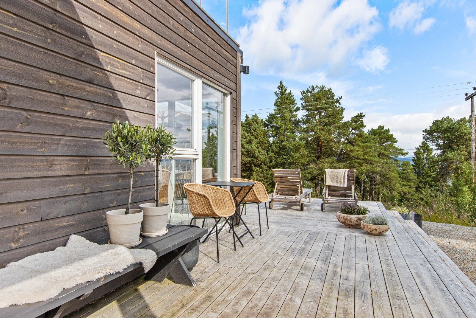 Her kan solen nytes fra morgen til kveld Galleribilde