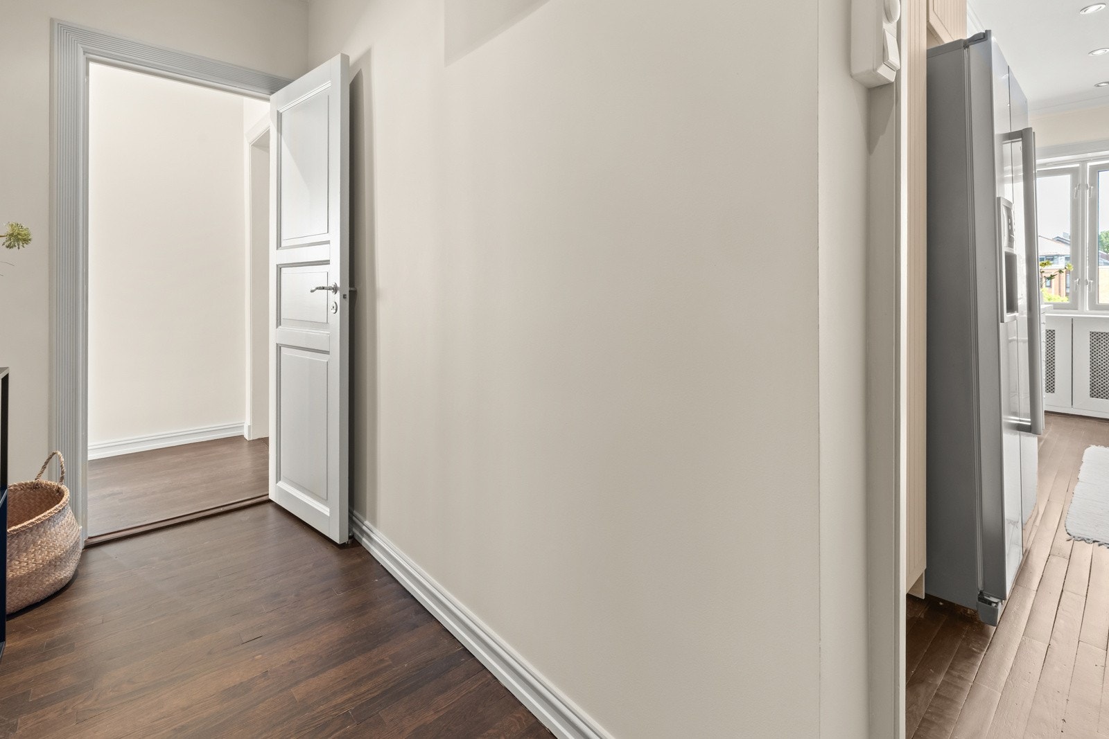 Vi beveger oss videre til det romslige hovedsoverommet. Galleribilde