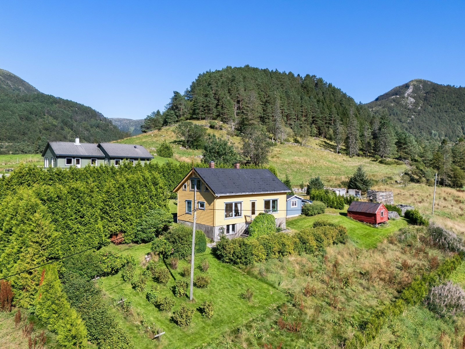 Velkommen til Henriksbø 89, presentert av Torgeir Glomnes for Eiendomsmegler Norge Galleribilde