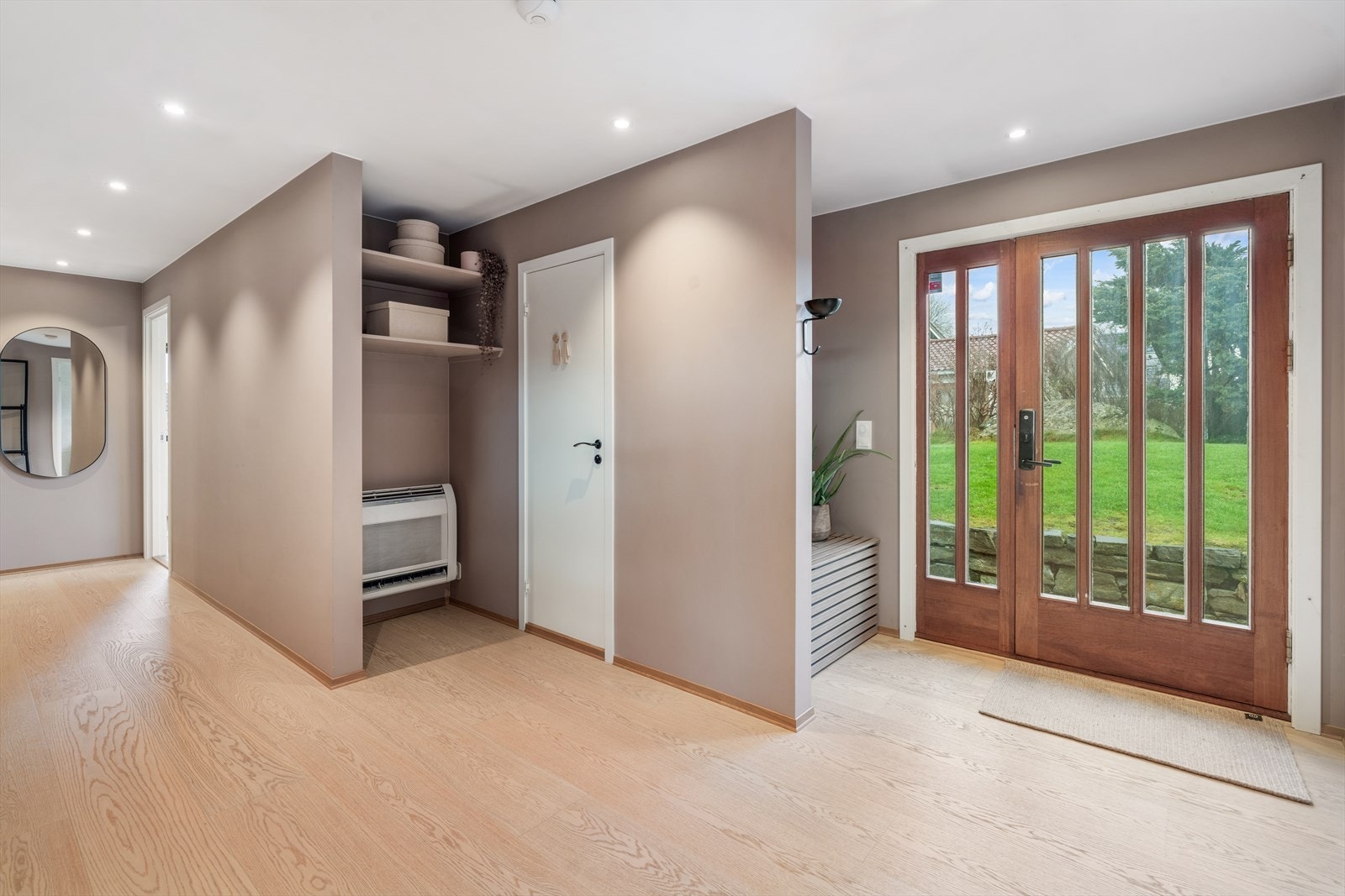 Hall i 2.etg. Galleribilde