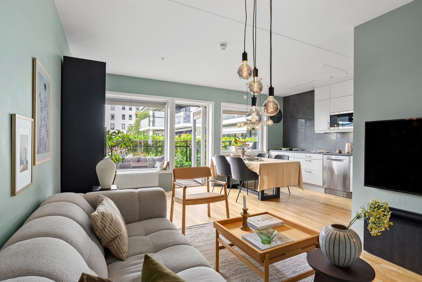 Camilla Schrøder ved EIE Eiendomsmegling har gleden av å presentere Stålverkskroken 19! Galleribilde