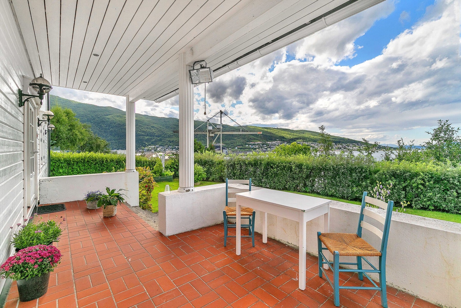 Usjenert terrasse Galleribilde