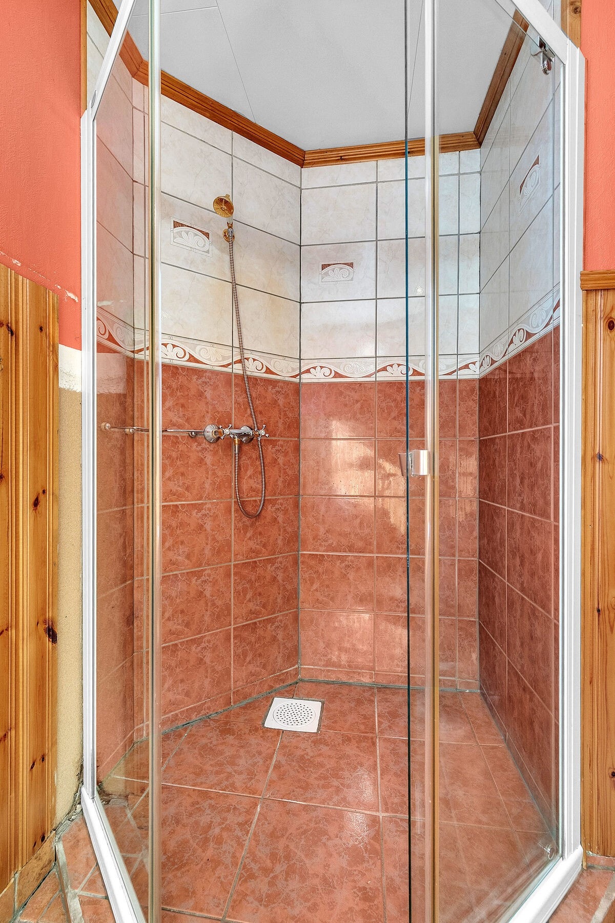 2etg - Bad Galleribilde