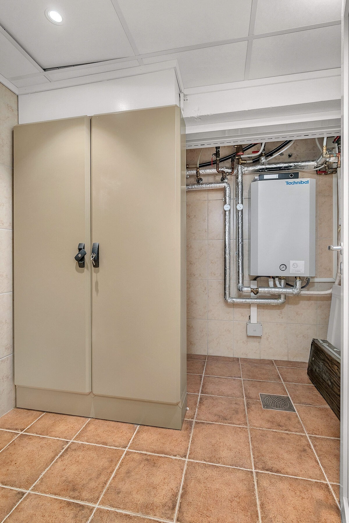 Underetasje - Teknisk rom Galleribilde