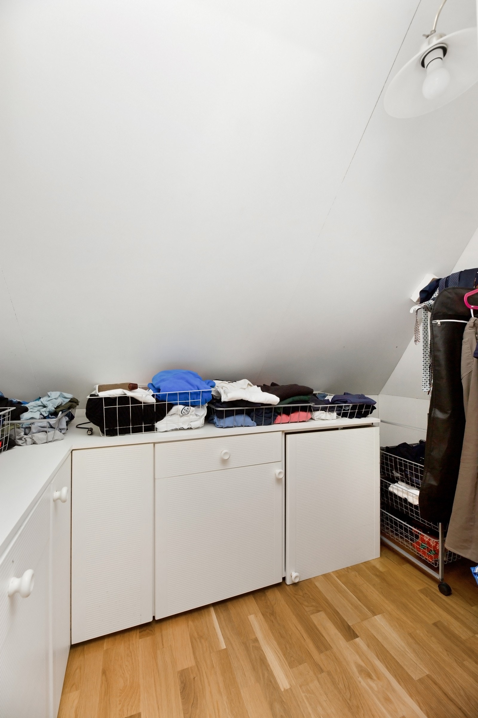 Det er også her et tilligende walk-in på innsiden av soverommet. Galleribilde