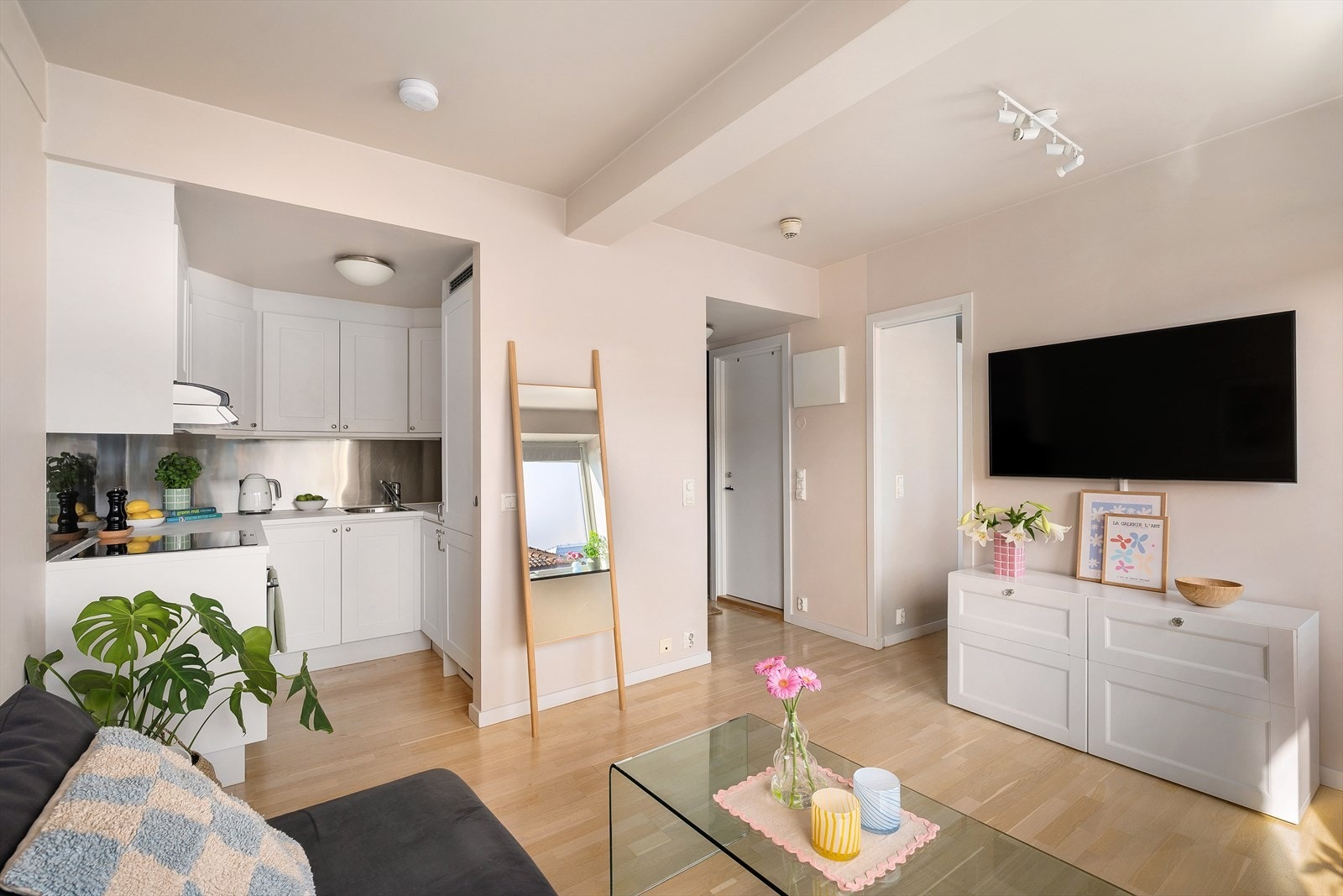 Her får du en flott 2-roms med supersentral beliggenhet! Galleribilde