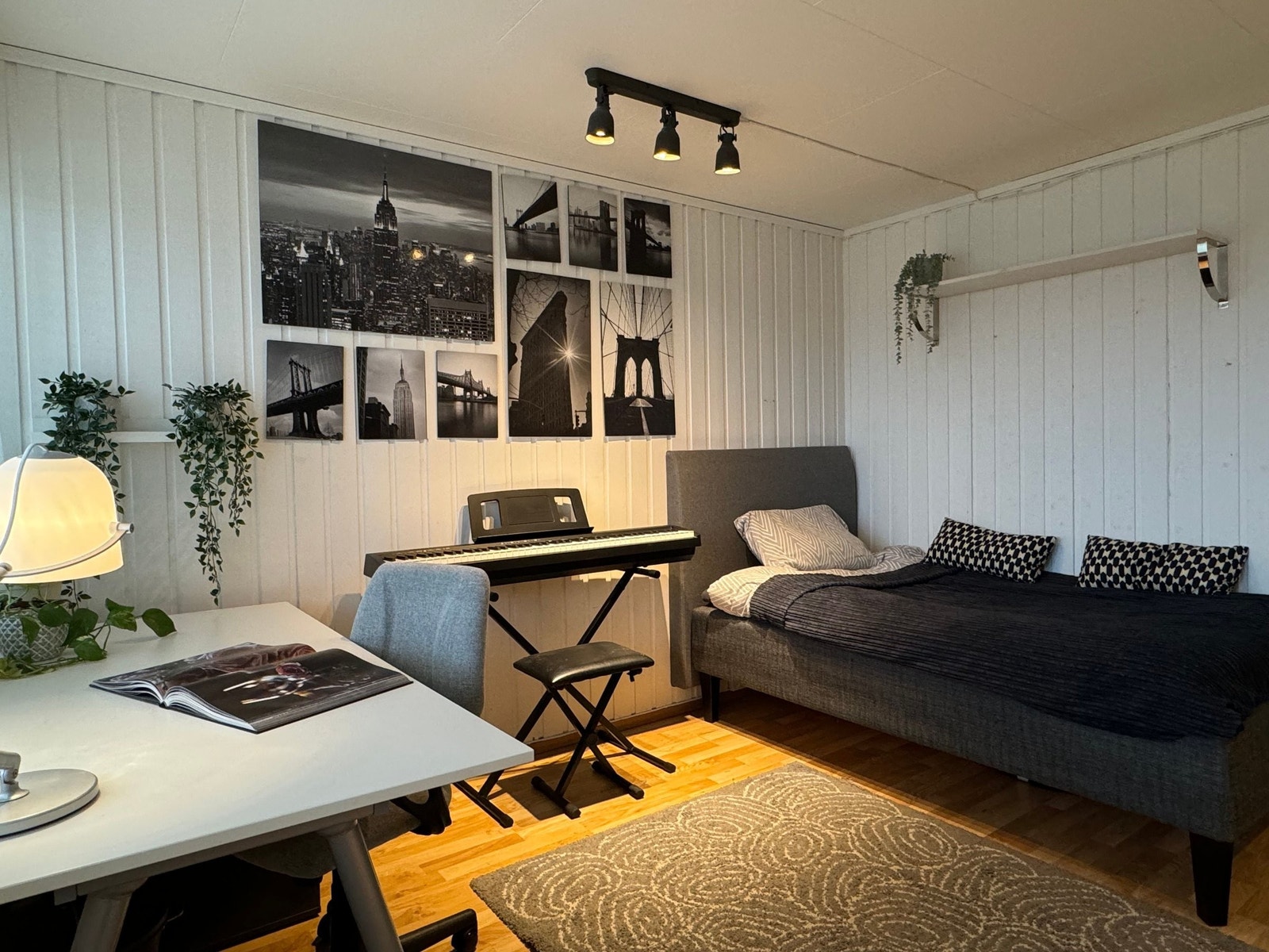 SOVEROM 2 Galleribilde