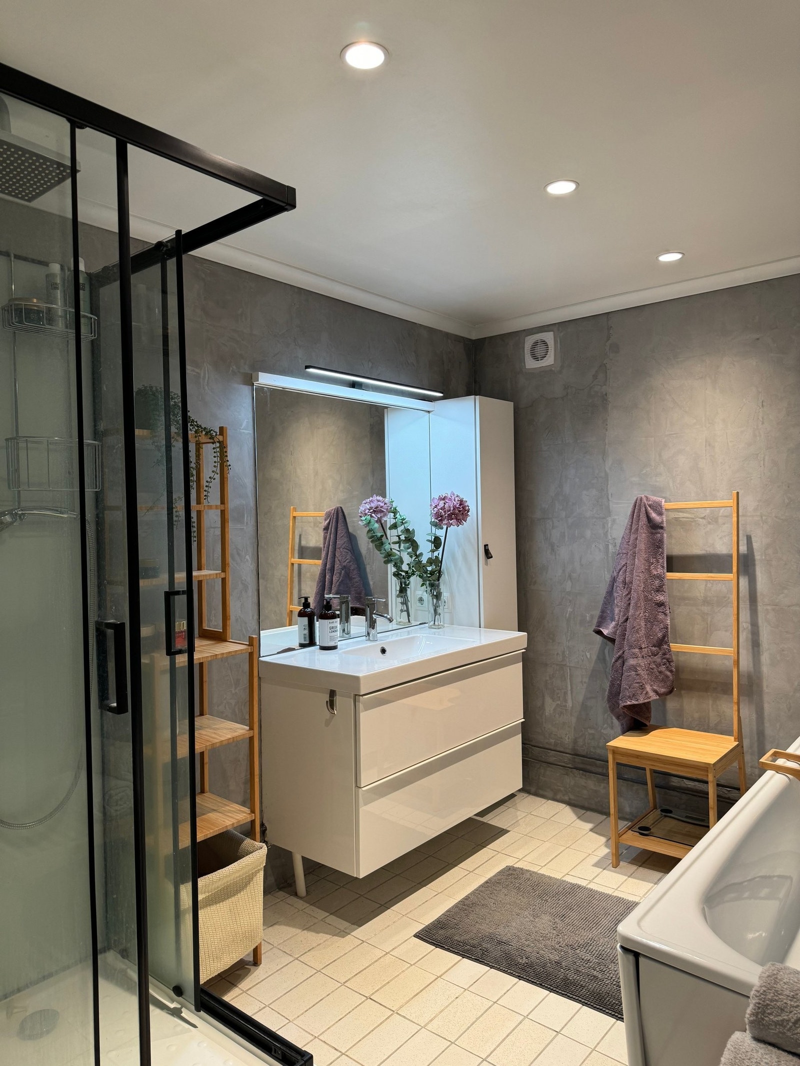 BADEROM Galleribilde