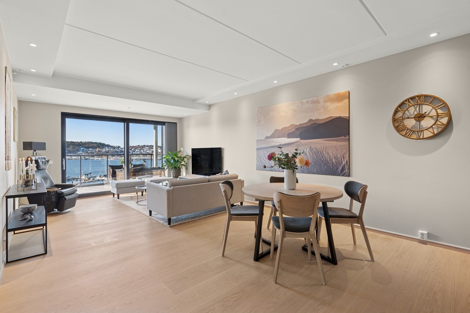 Naturlig tvstue-sone mot vest. Galleribilde