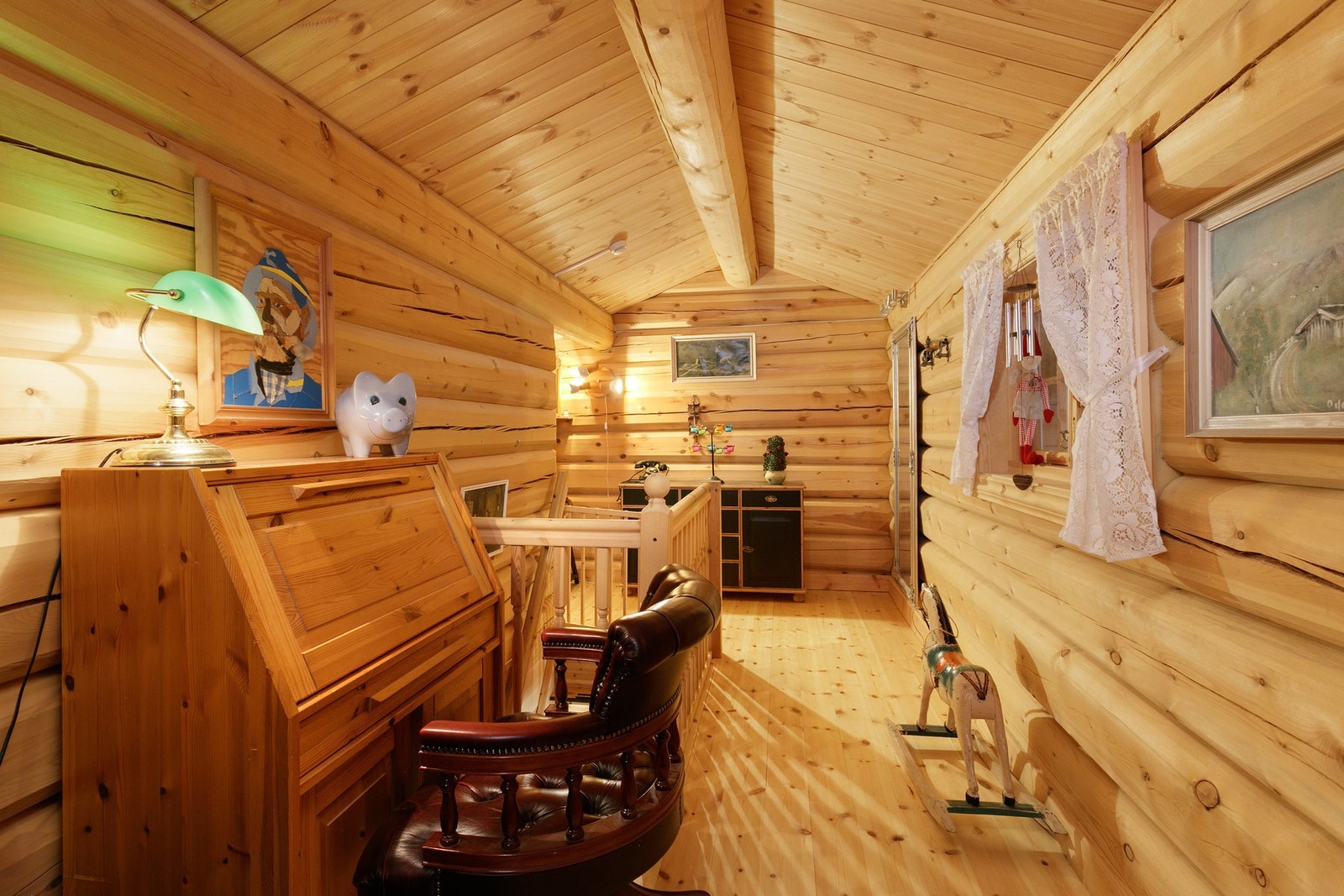 Det er tillaget en praktisk og svært kjekk hems. Galleribilde