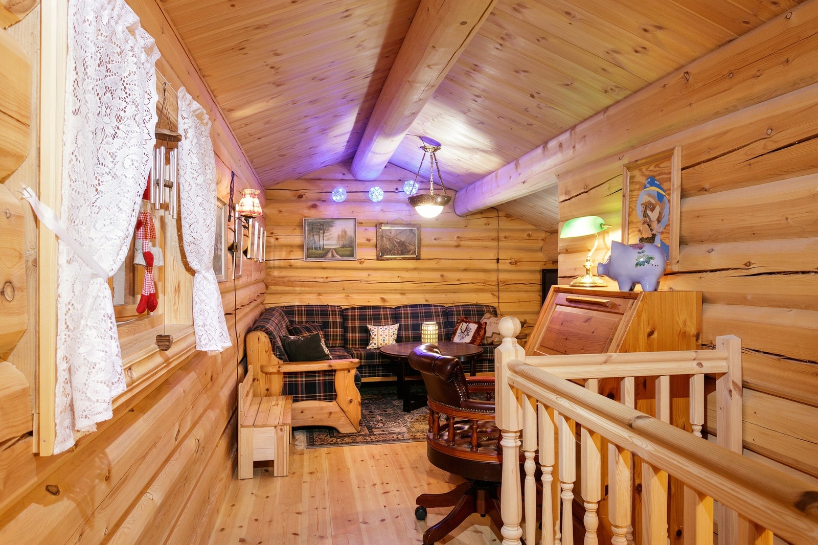 Hemsen er benyttet som en ekstra stue - veldig kjekt når man er mange på tur. Galleribilde