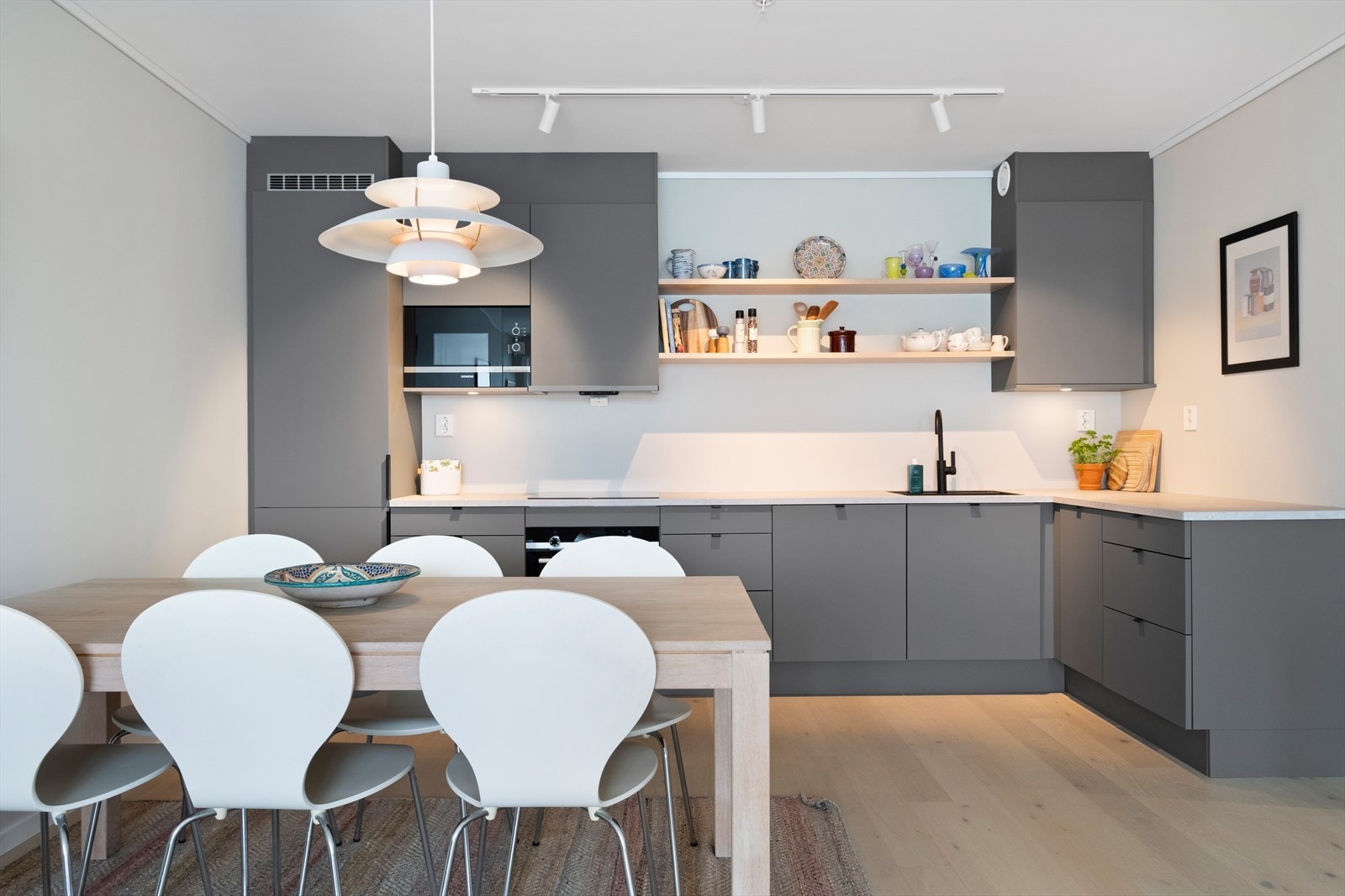 Kjøkken fra HTH er oppgradert utover vanlig standard. Galleribilde