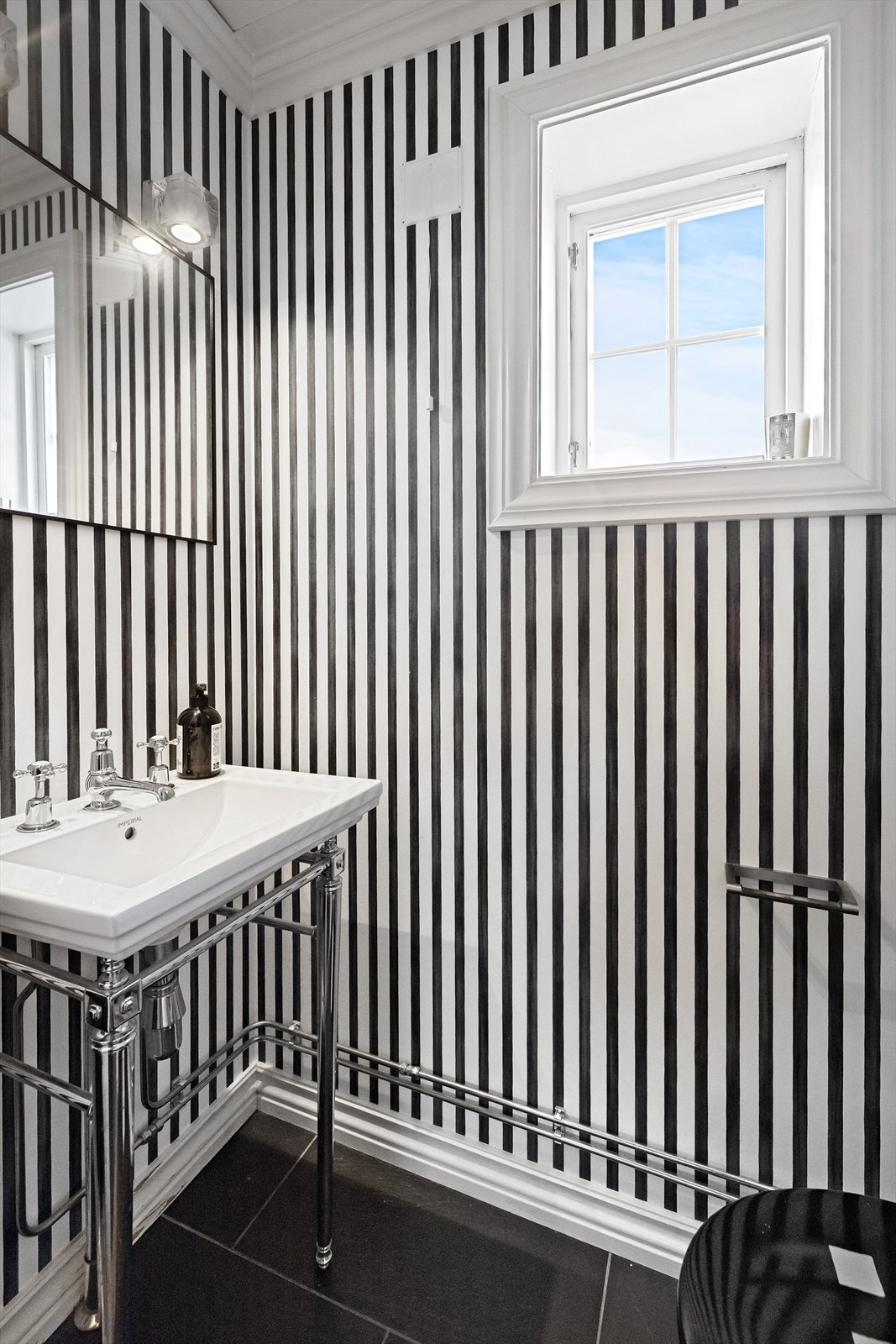 Toalettrom i 1. etasje Galleribilde