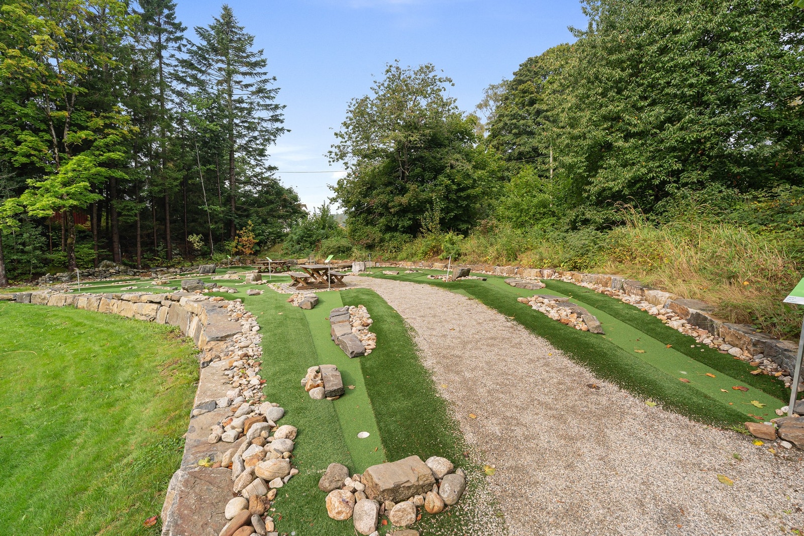 Fine uteområdet Galleribilde