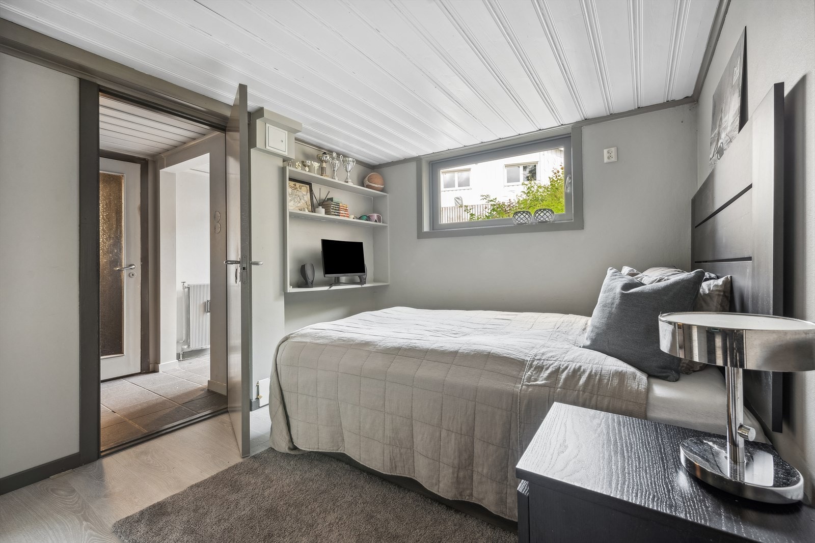 Rom som idag er innredet som romslig soverom nr 4. Galleribilde