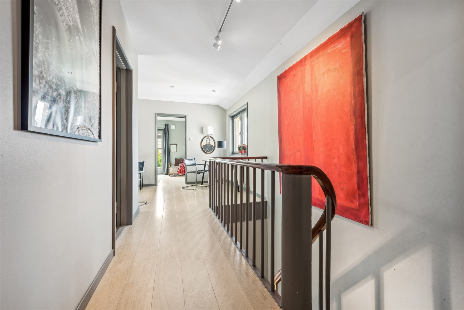 Velkommen opp til 2. etasje. Galleribilde