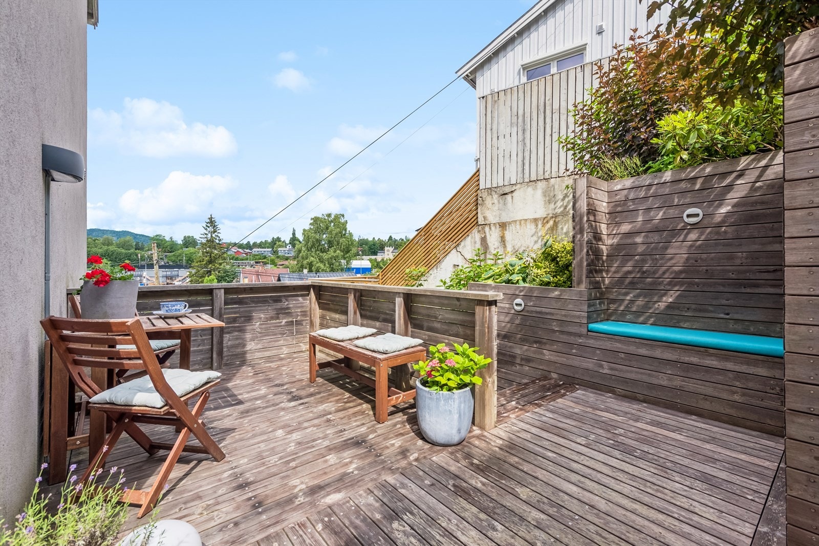 Fin veranda, her nytes morgenkaffen! Galleribilde