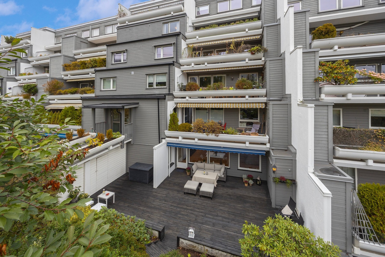 Innholdsrik og romslig selveierleilighet på 170 m2 BRA-i over ett plan. Galleribilde