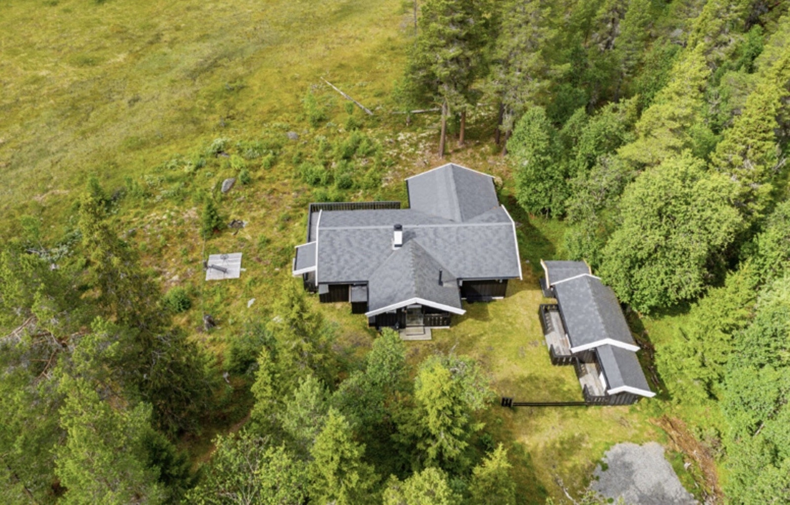 Området er et flott sted for alle aldere. Perfekt for de aktive men også avslappende helgeturene. Galleribilde