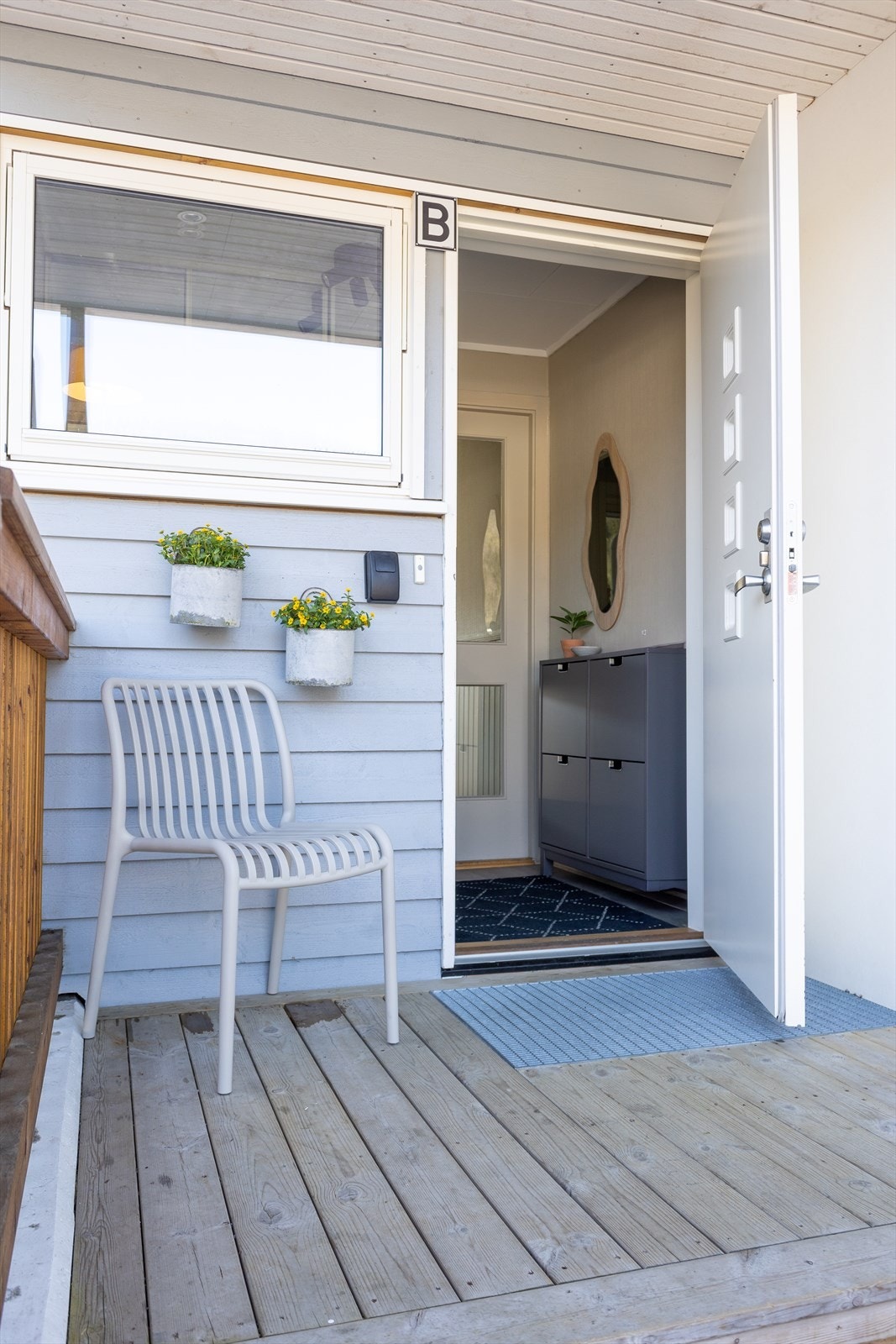 Trivelig og nyere inngangsparti. Galleribilde