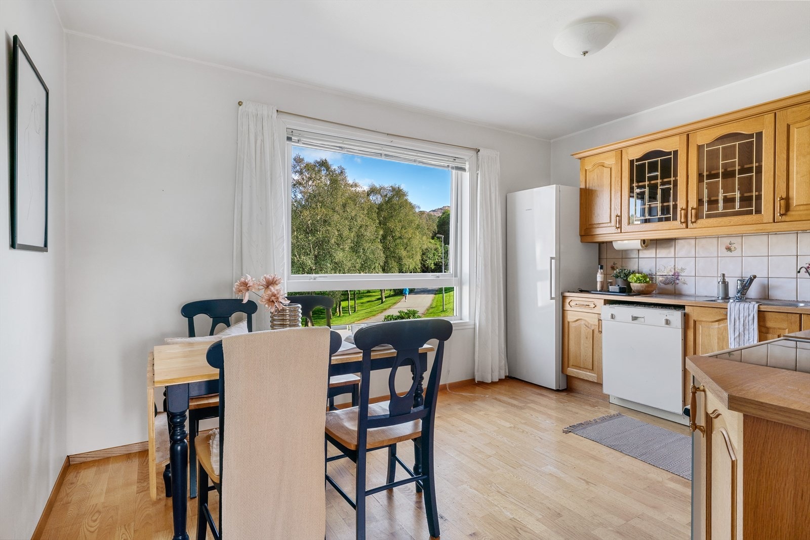 - Separat kjøkkenrom på 12,9m² - Galleribilde