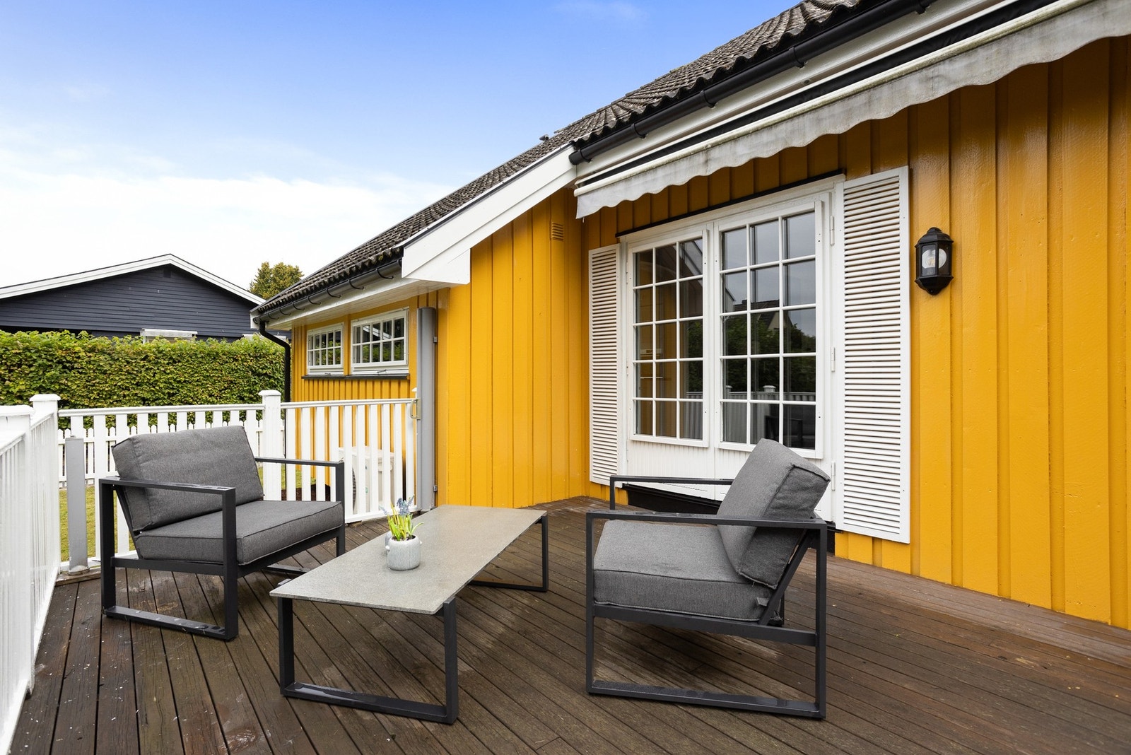 For barna er dette et godt og trygt sted å vokse opp med trygg skolevei. Galleribilde