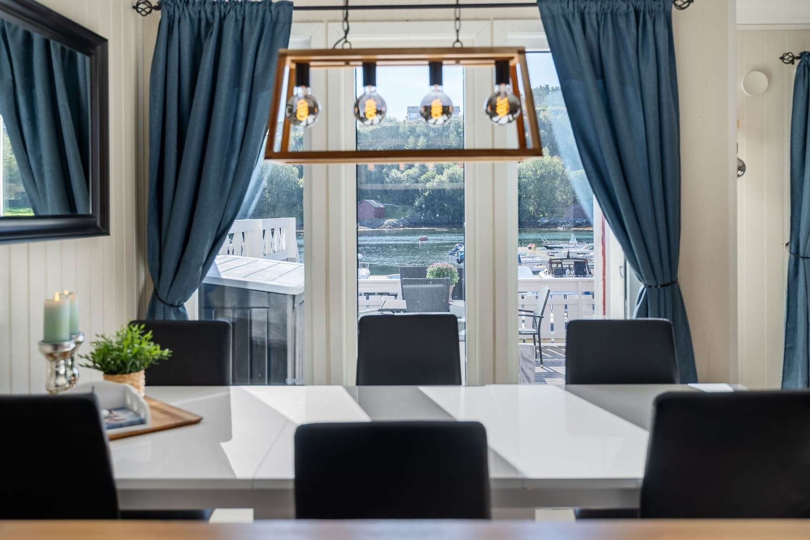 Utsikt fra kjøkkenet Galleribilde