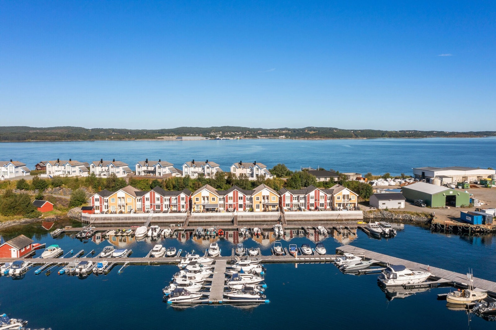 Fritidsboligen ligger i et populært område på Hemnskjela Galleribilde