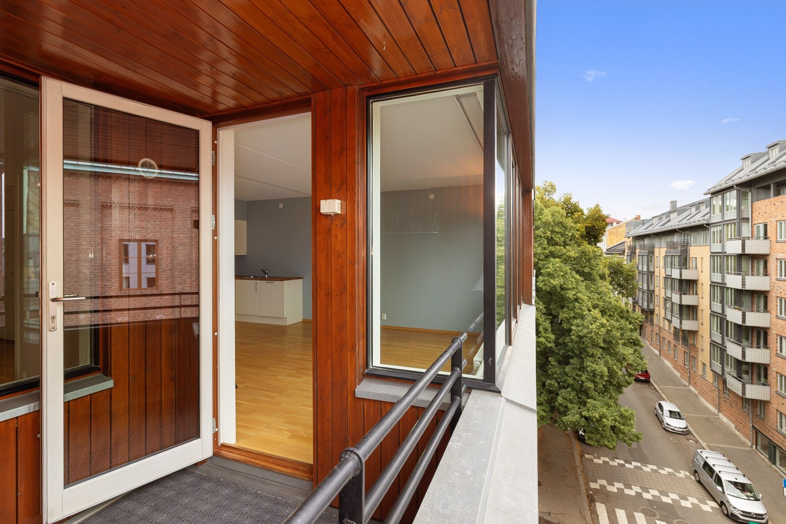 Du har plass til utemøblement, beplantning og lignende. Galleribilde