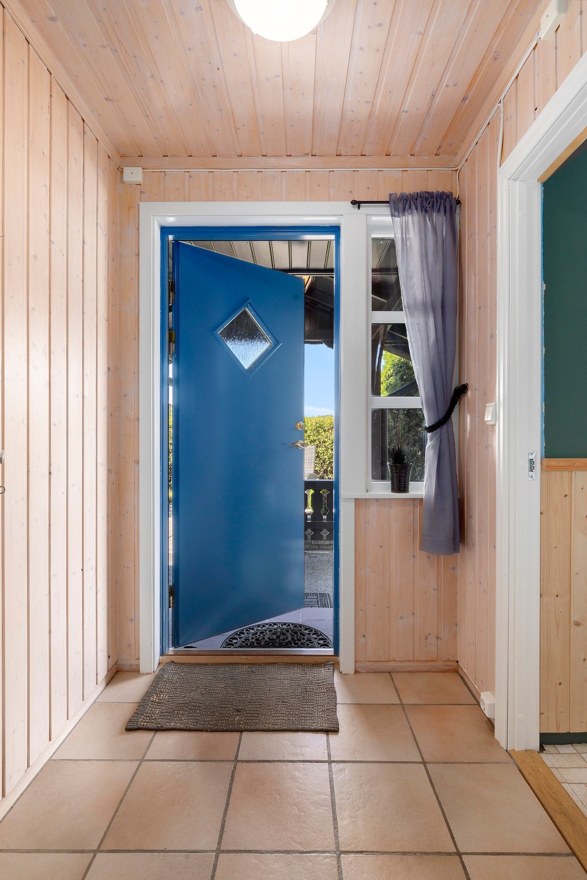 Entré. Galleribilde