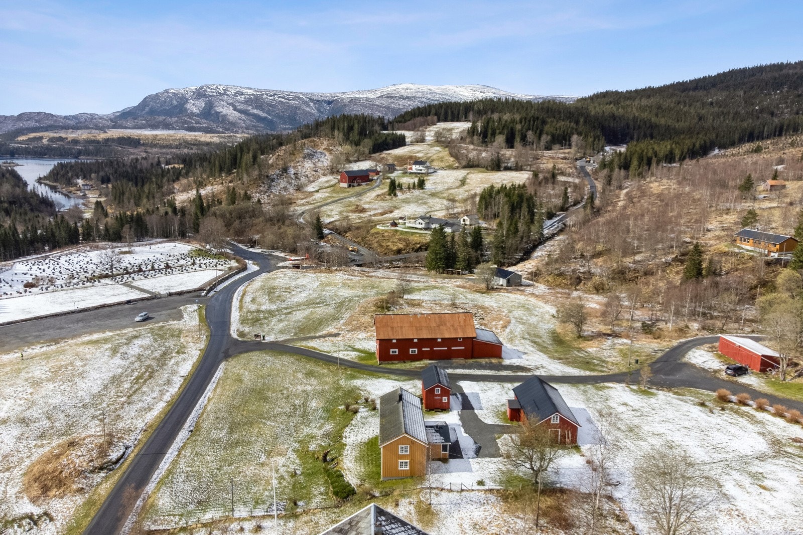 Gårdstun Galleribilde