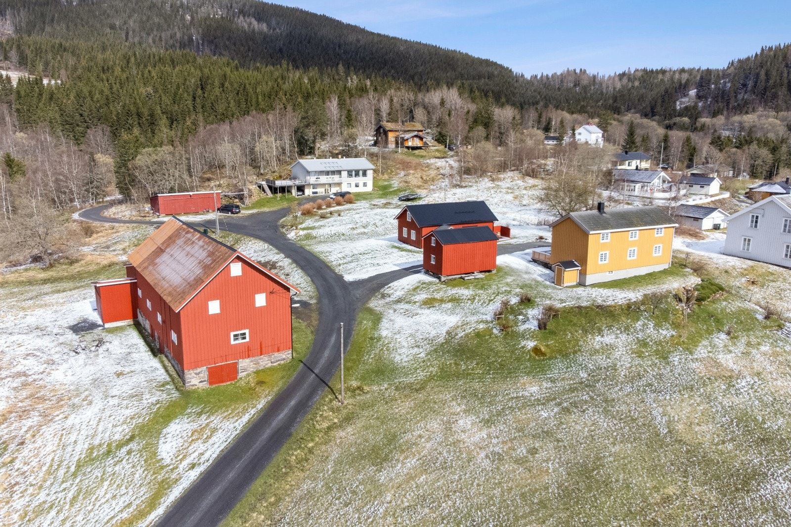 Gårdstun Galleribilde