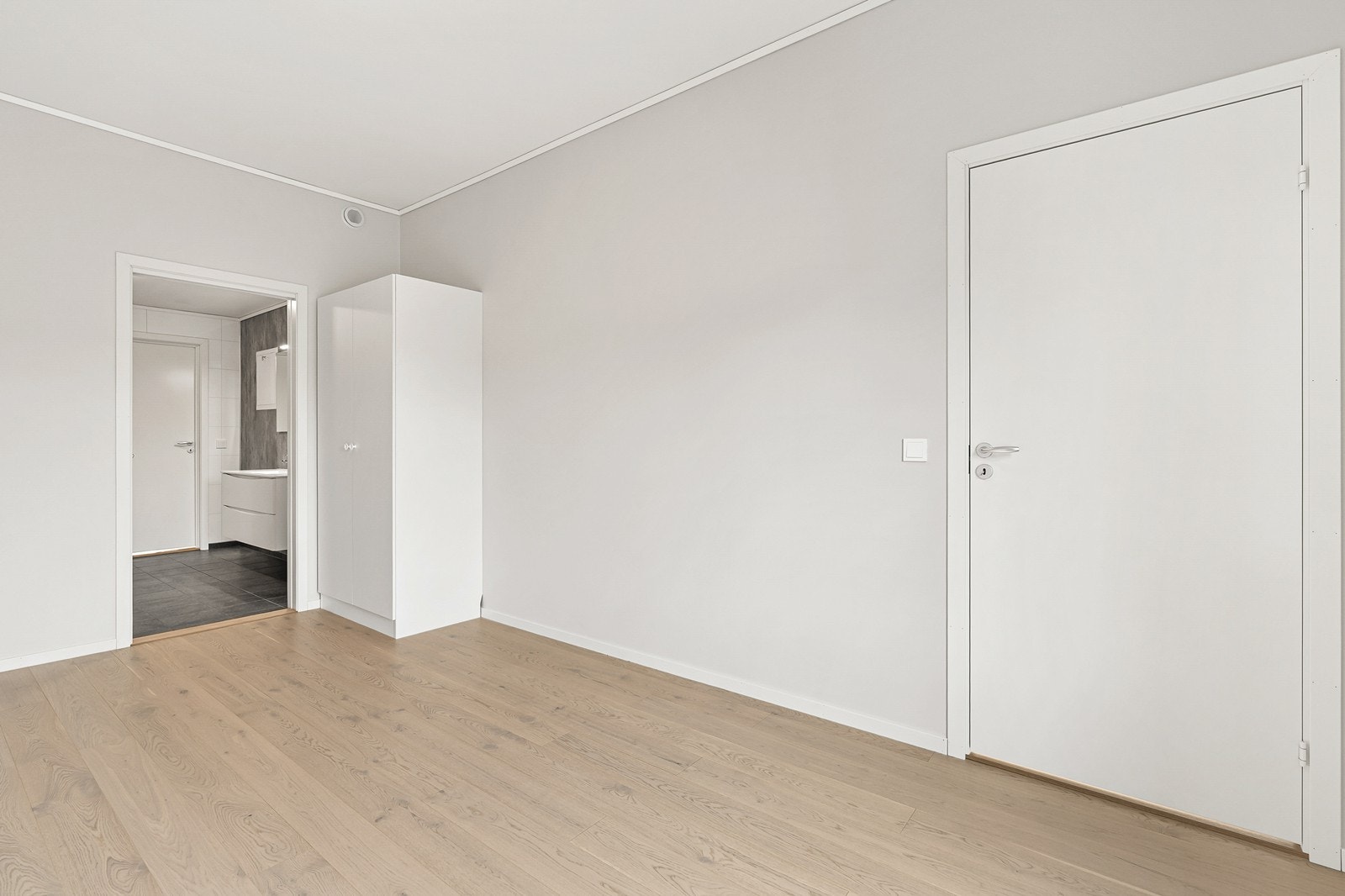 Soverommet er på ca. 14m², og har inngang fra bad og stue. Galleribilde