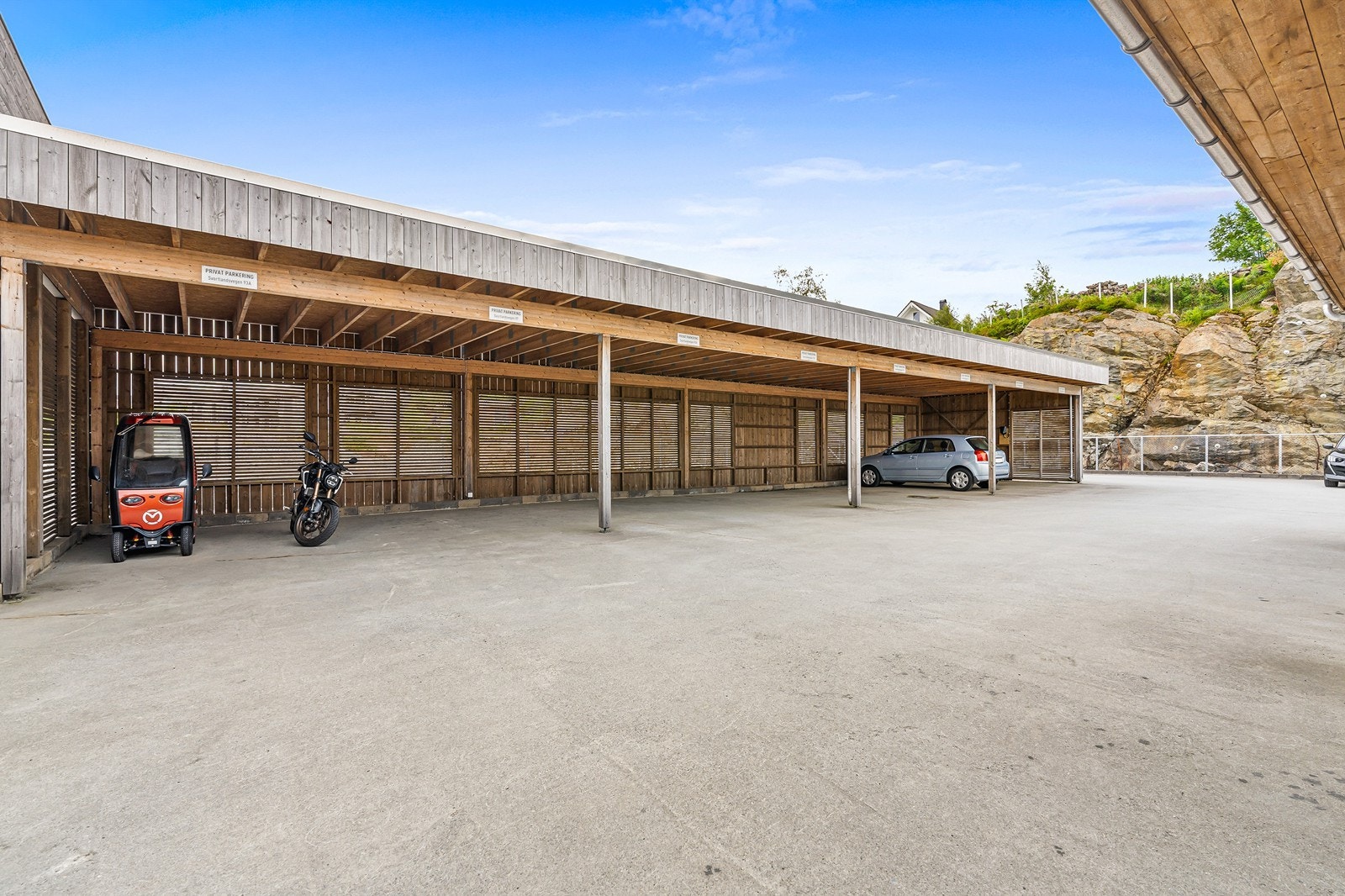 Carport. Galleribilde