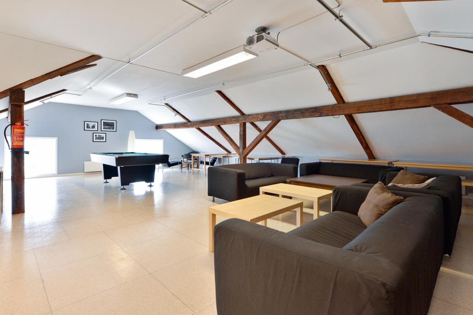 Beboerne har flere sosiale soner i borettslaget. Galleribilde