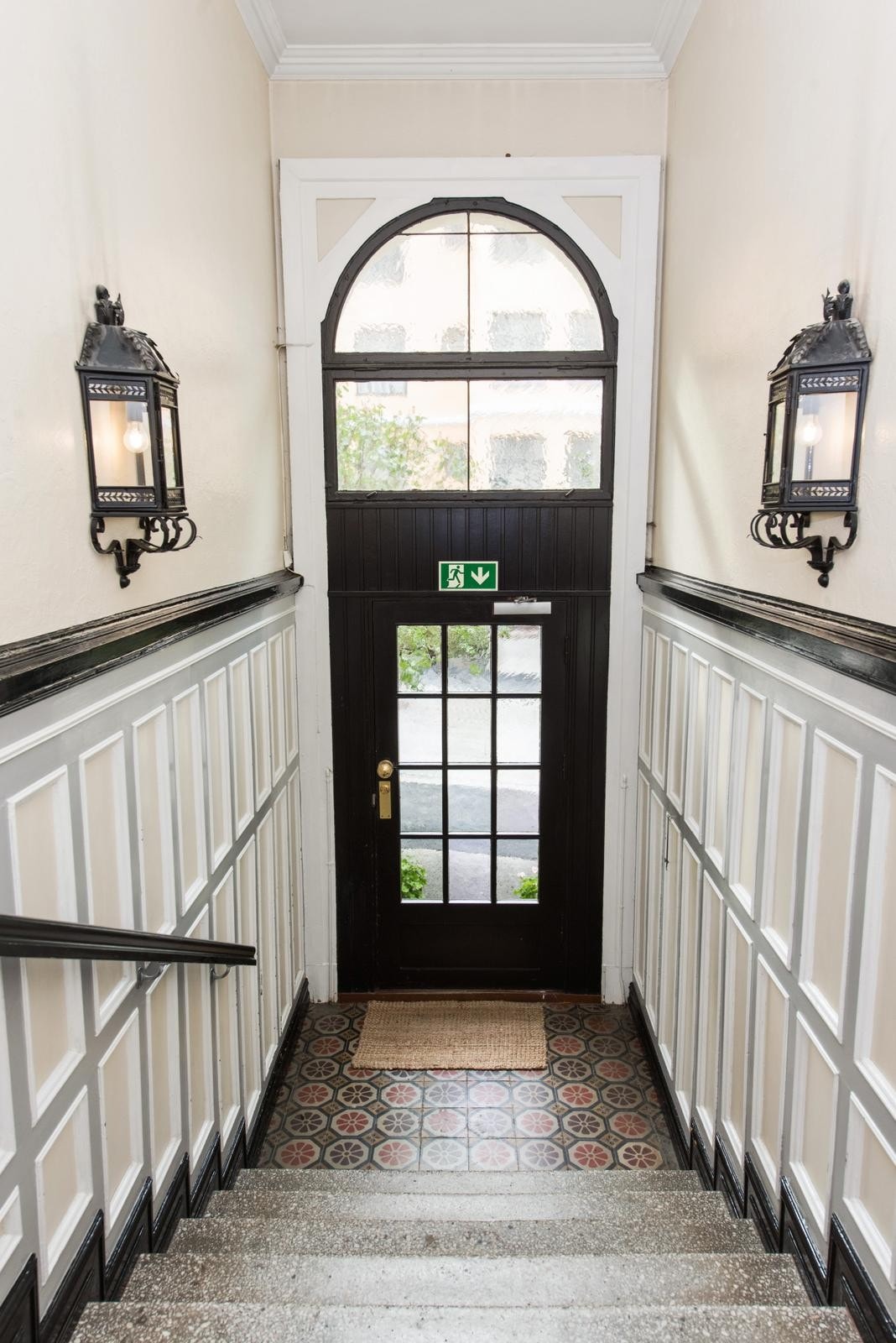 Felles inngangsparti. Galleribilde