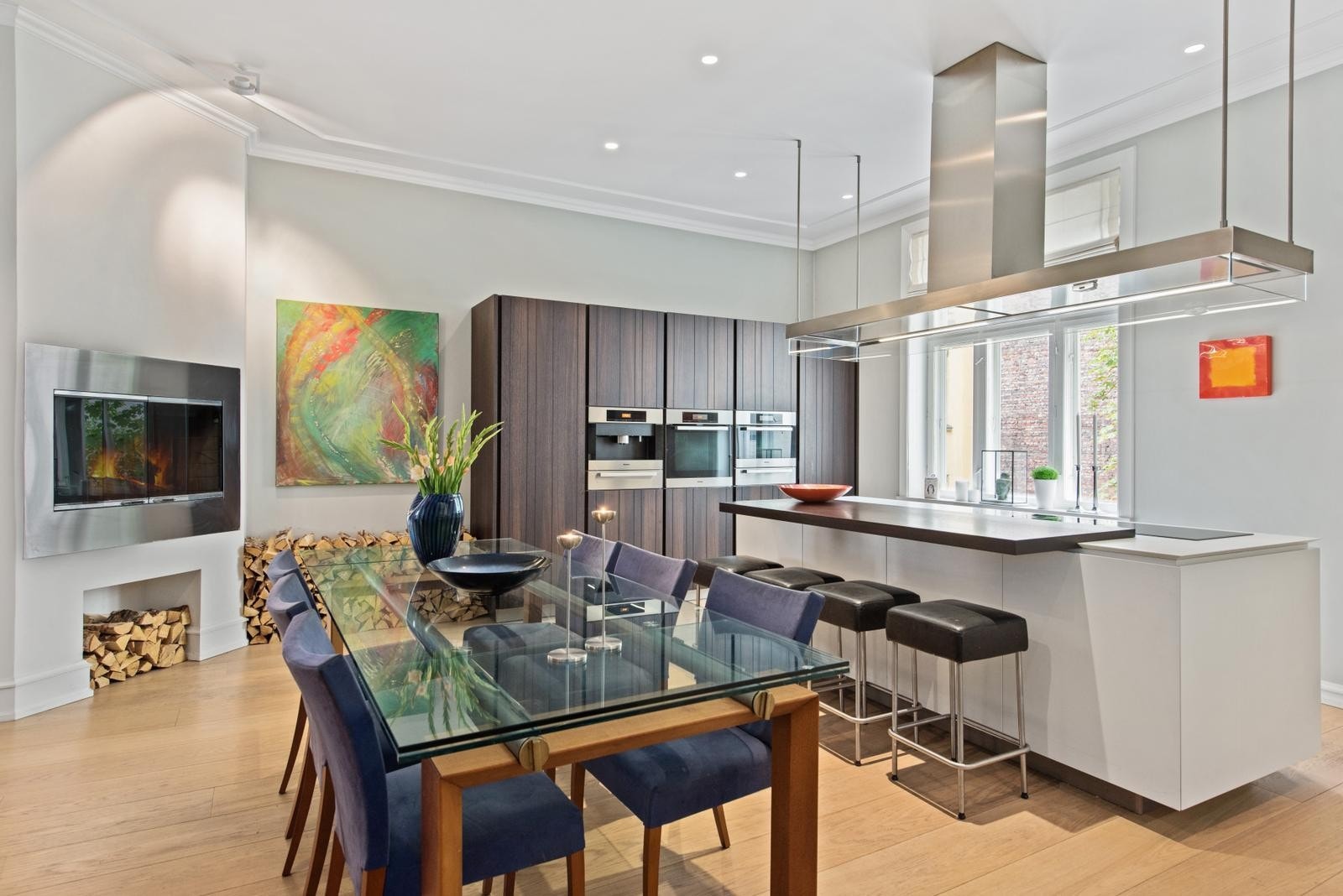 Kjøkkenet er levert av Poliform av typen Artex. Galleribilde