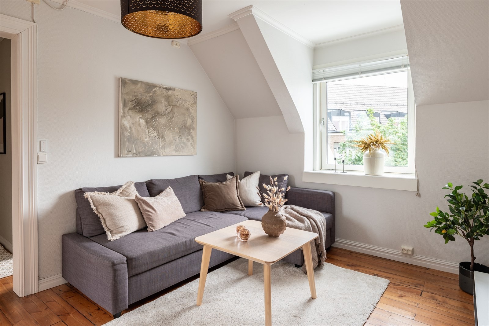 Leiligheten er på 57m² BRA og har en svært gjennomtenkt planløsning som gjør den lett å innrede etter eget ønske. Galleribilde